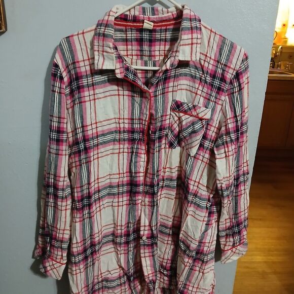 Old Navy Tops - Old Navy Pink and Black Plaid Button Down Shirt
